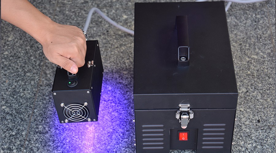 手提式LEDUV機365nm.jpg 手提式LEDUV機365nm.jpg